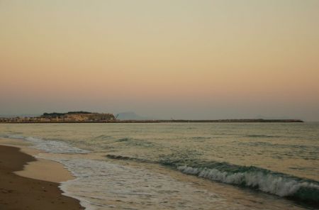 rethymno beach